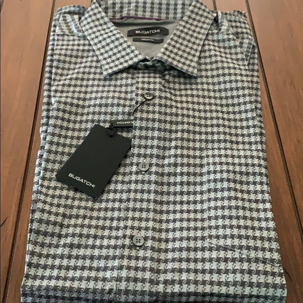 Bugatchi Gray/Silver Button Down Shirt. Size XXL.